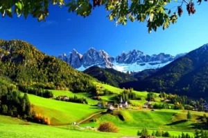 Explore India with Travelexie.