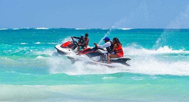 Kenya Safari and Diani Beach Escape