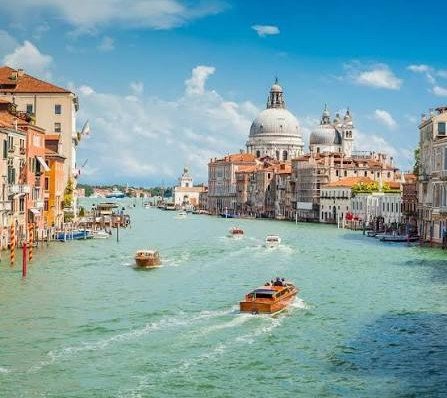 Grand European Discovery: 13 Days Across Iconic Destinations