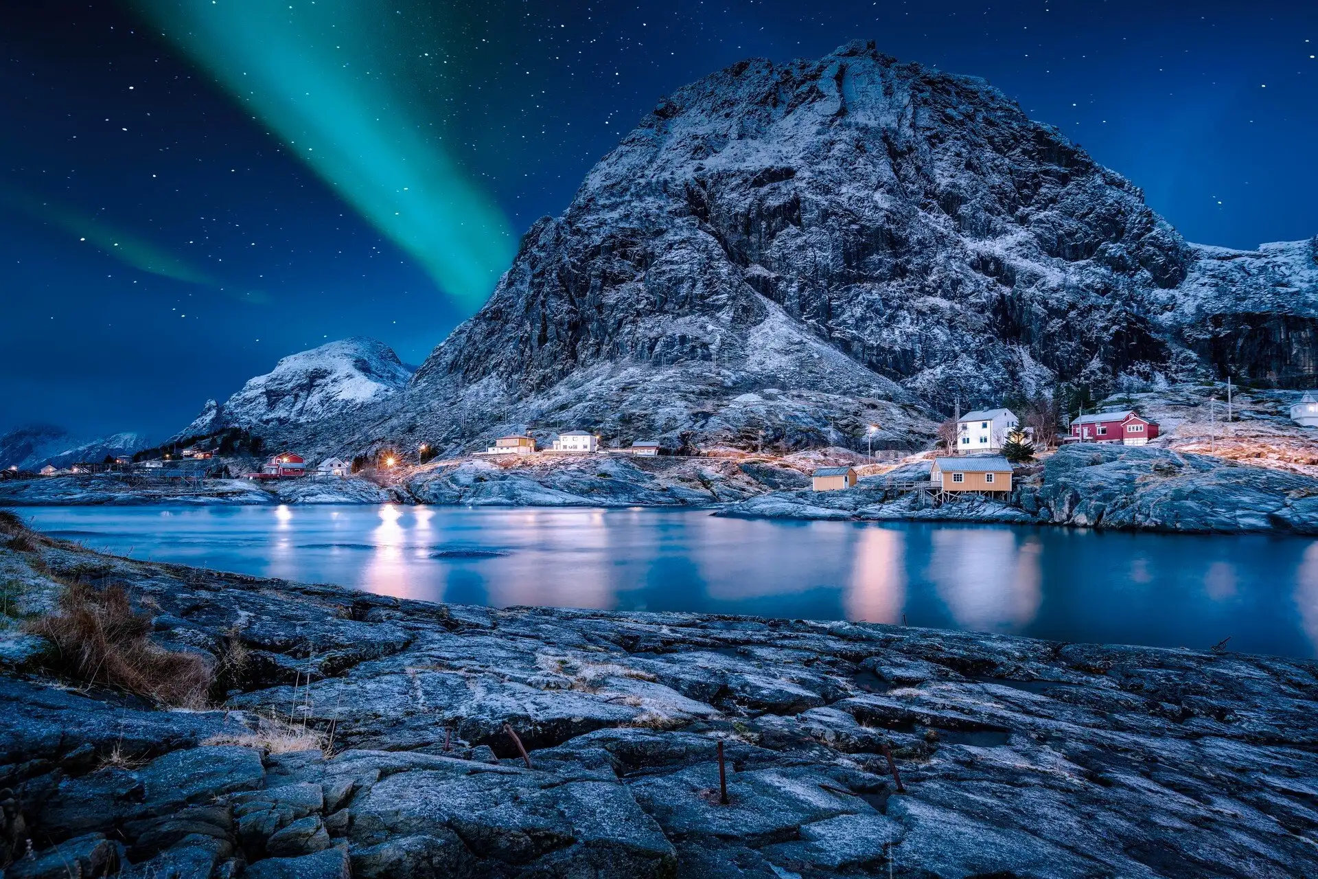 Luxury Arctic winter experience