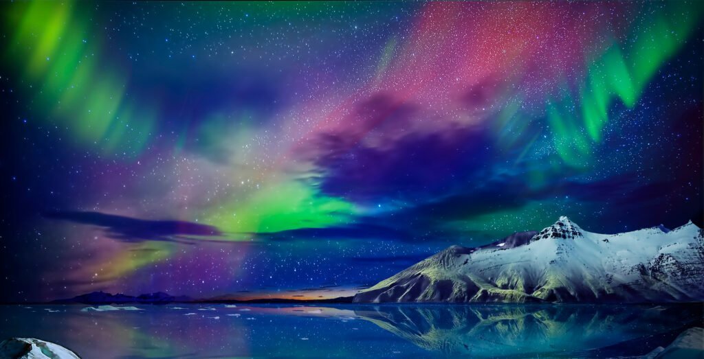 Romantic Northern Lights honeymoon