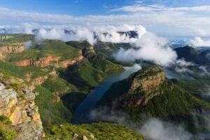 South Africa Landscapes: Mountains, Valleys & Extraordinary Scenery